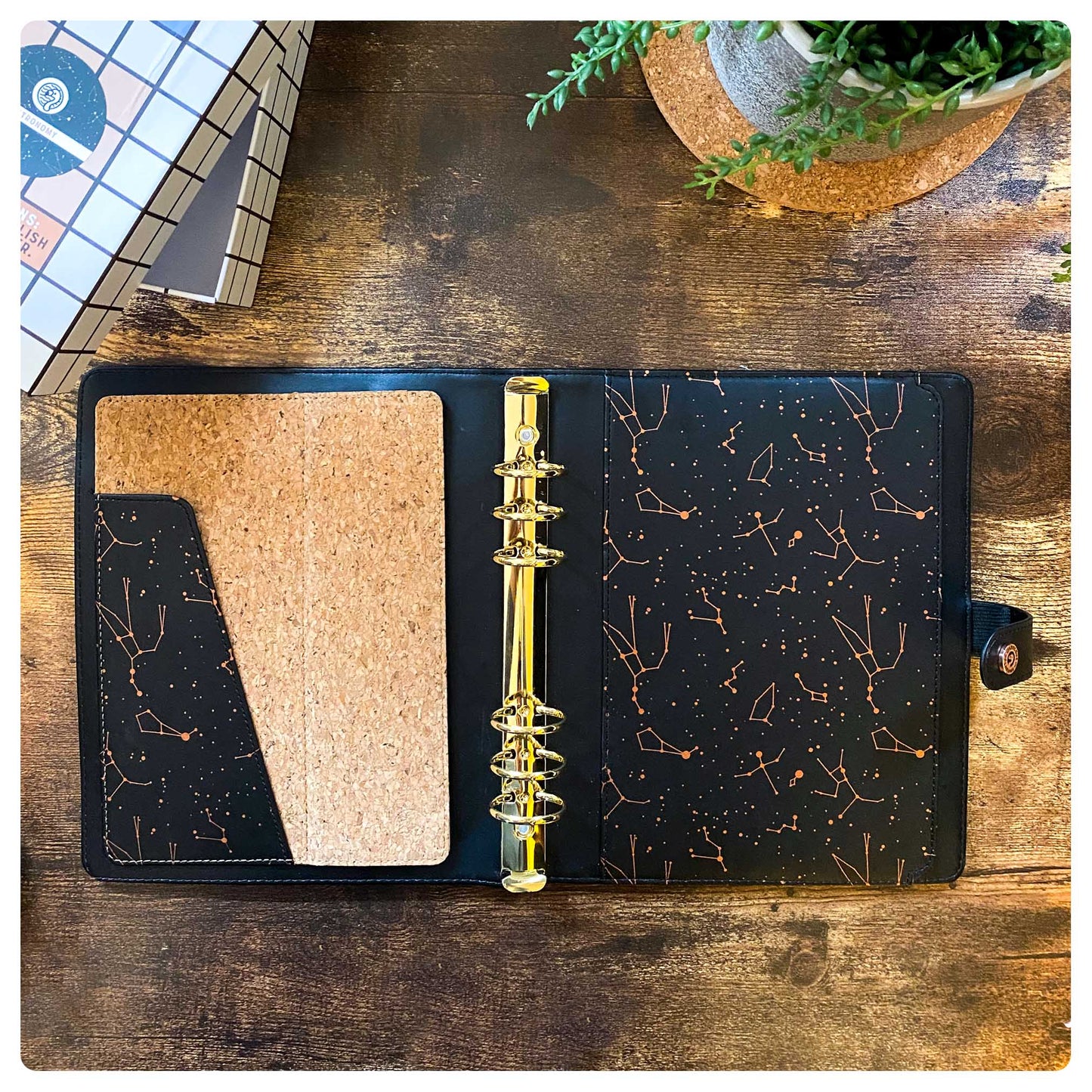 Astronomy Organiser Shell - Fabulous Planning - FO - ASTRO - SHELL