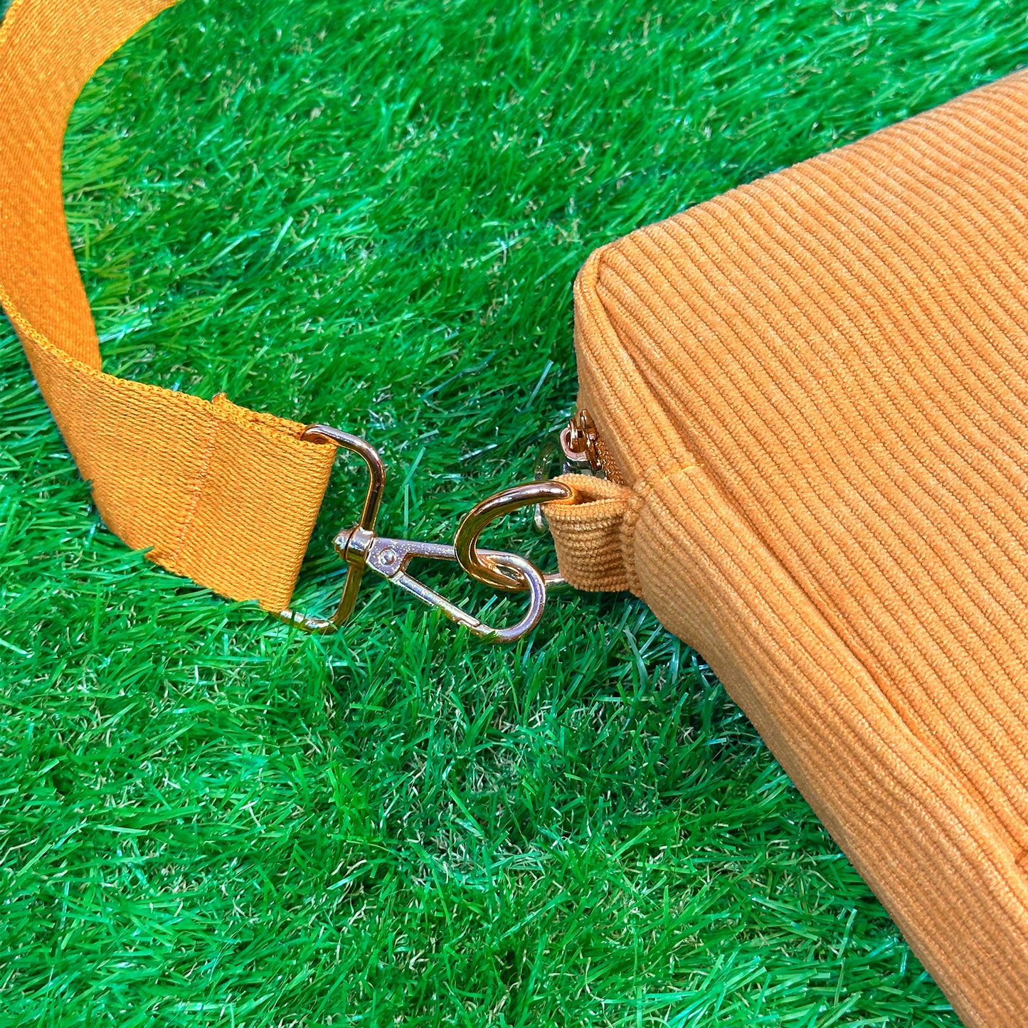 ✨FREE✨ Cosy Bag