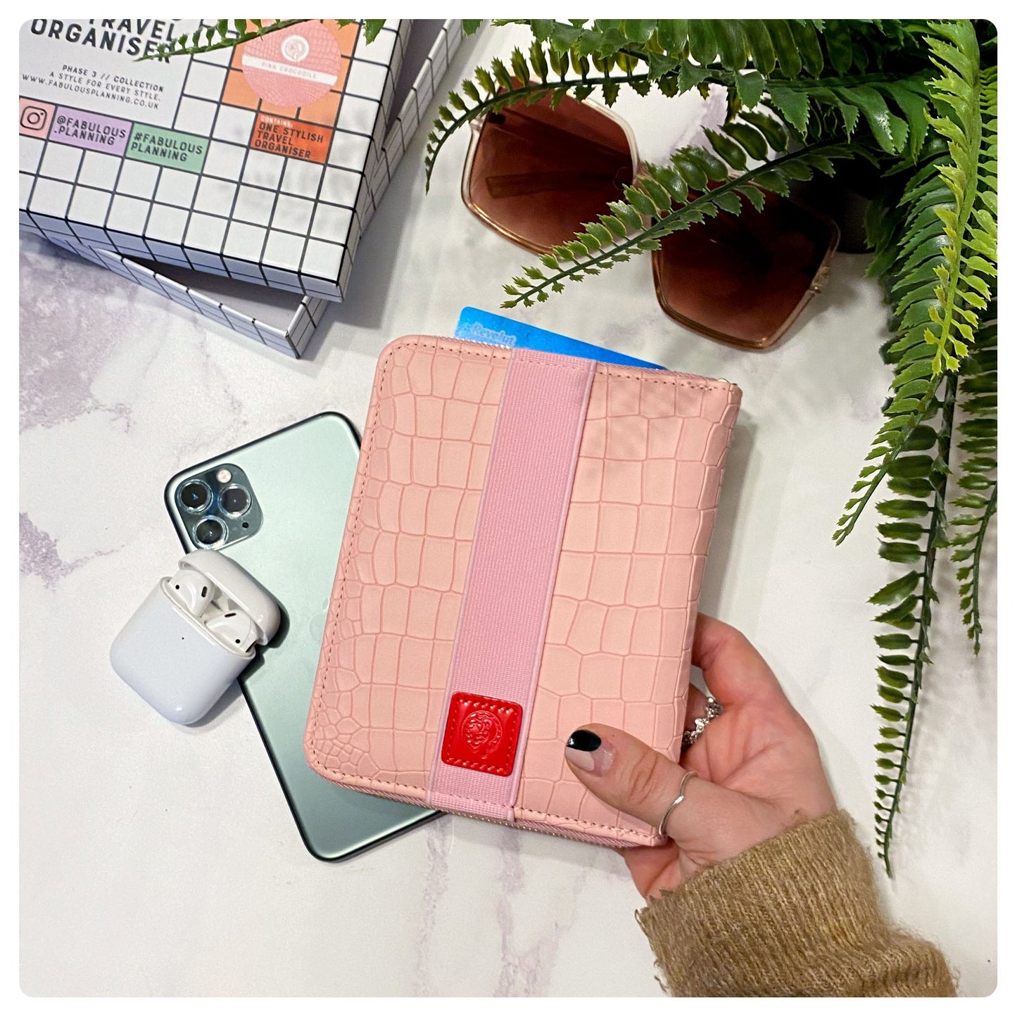 Pink Crocodile - Travel Organiser - Fabulous Planning - TO - PINKCROC - P3