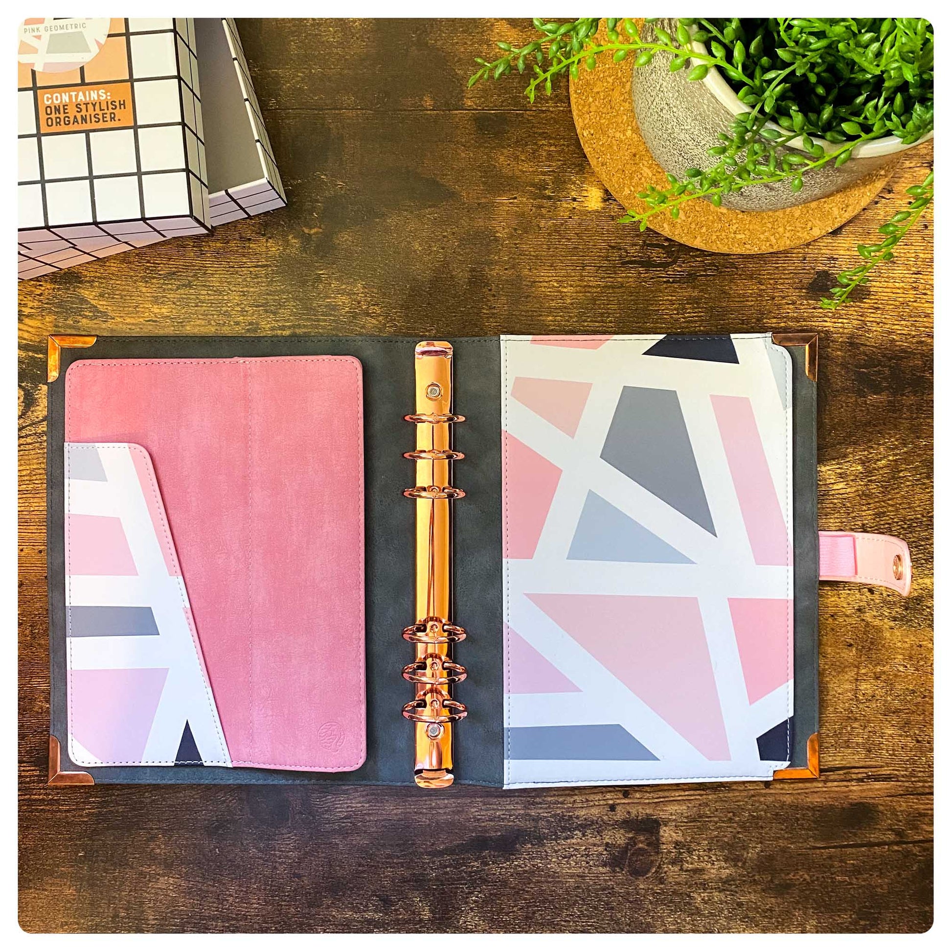 Pink Geometric Organiser - Undated Daily Diary P3 - Fabulous Planning - FO - PINKGEO - PD - EET