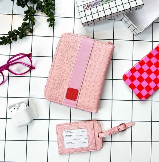 Freebie Pink Croc Travel Organiser